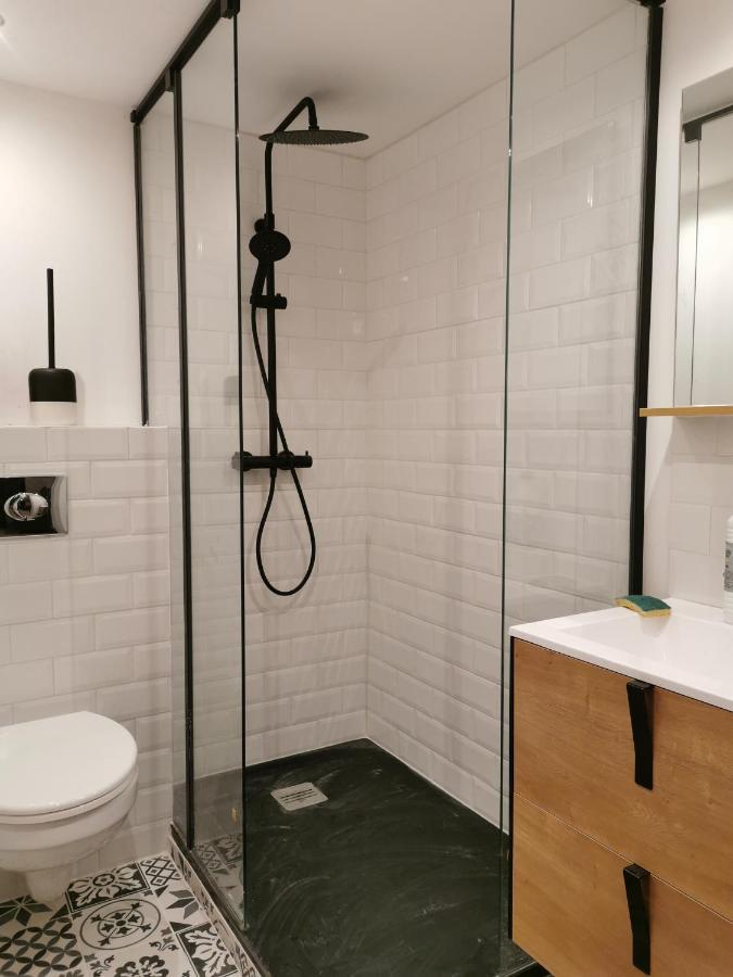 Gite 2 Chambres Avec Piscine Sernhac Exterior foto